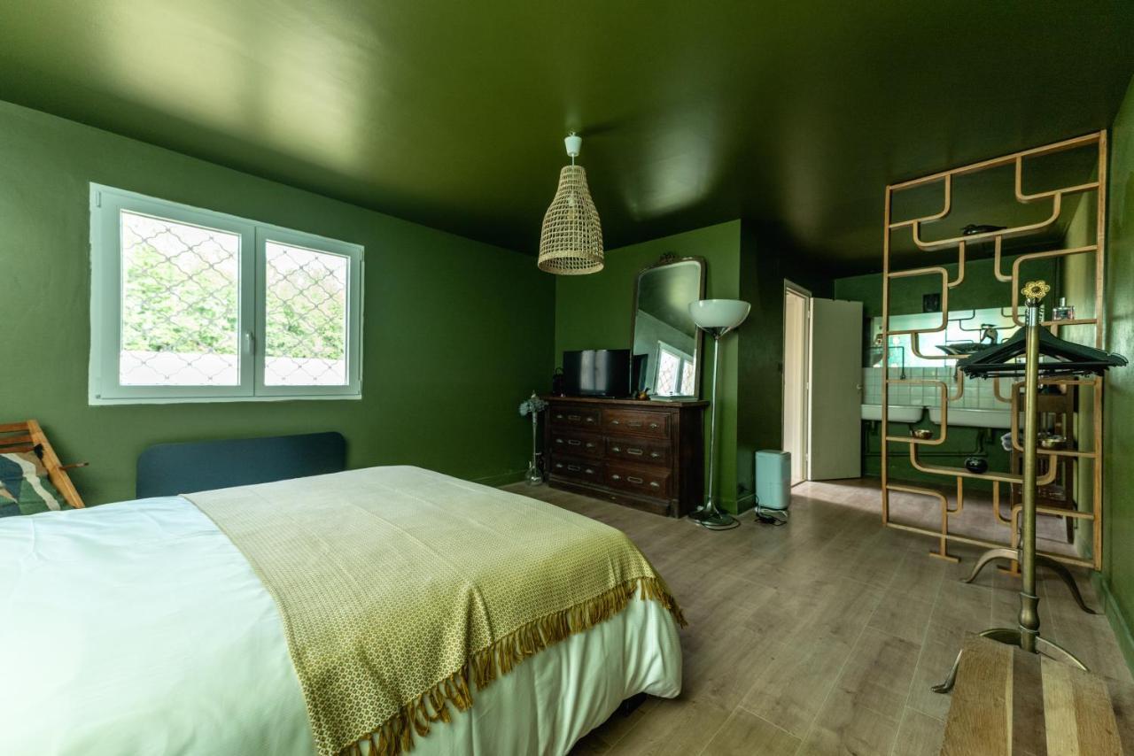 Chambre D'Hote Pres Bordeaux Au Chateau Camponac Bourg-sur-Gironde エクステリア 写真