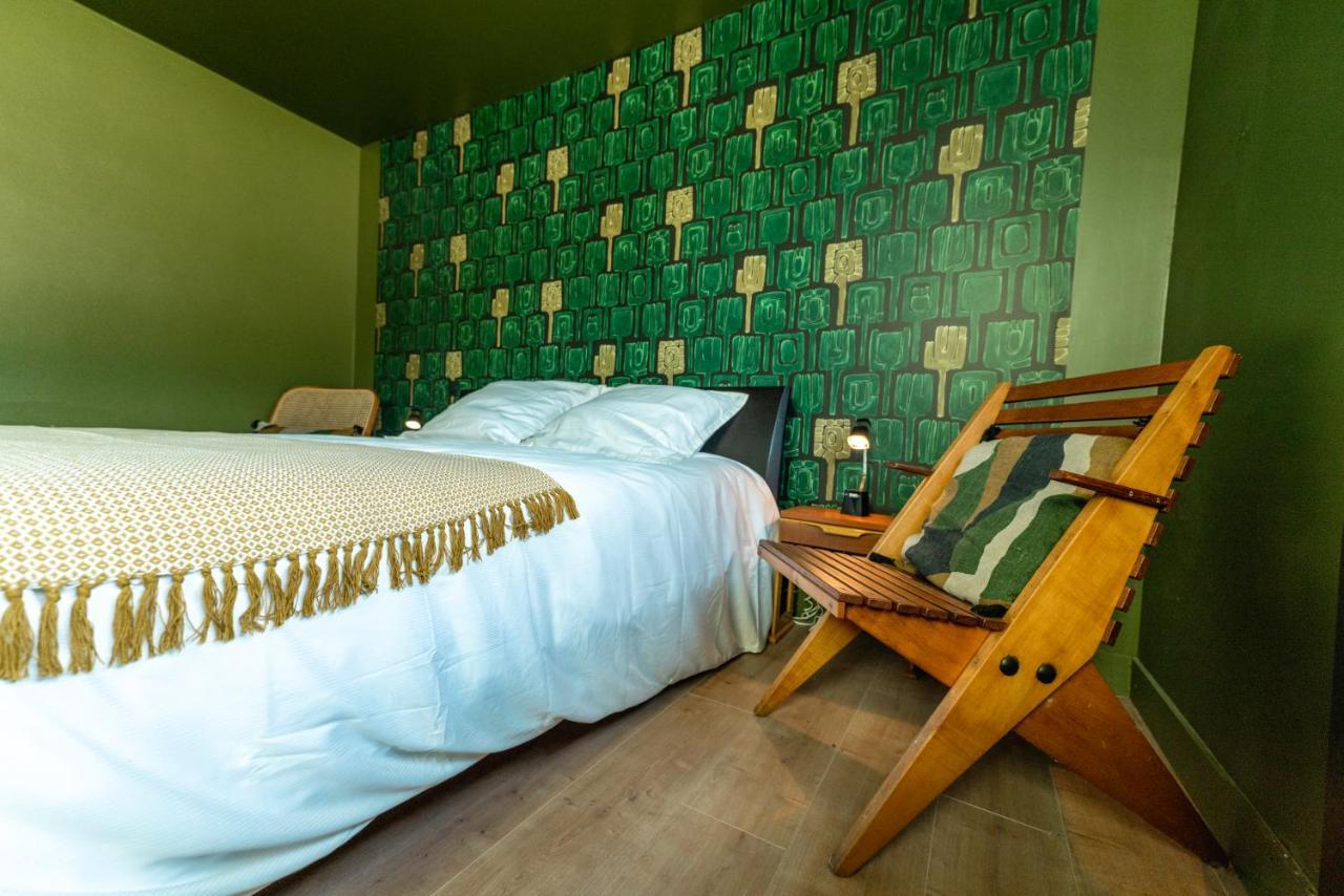 Chambre D'Hote Pres Bordeaux Au Chateau Camponac Bourg-sur-Gironde エクステリア 写真